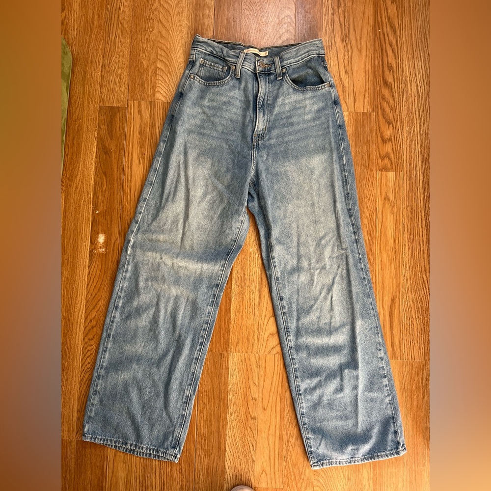 Levi’s High Waist Strait Leg Jeans